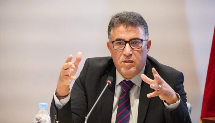 رشيد حموني يطالب البرلمان بإحالة ملف الساعة الإضافية على المجلس الاقتصادي والاجتماعي والبيئي
